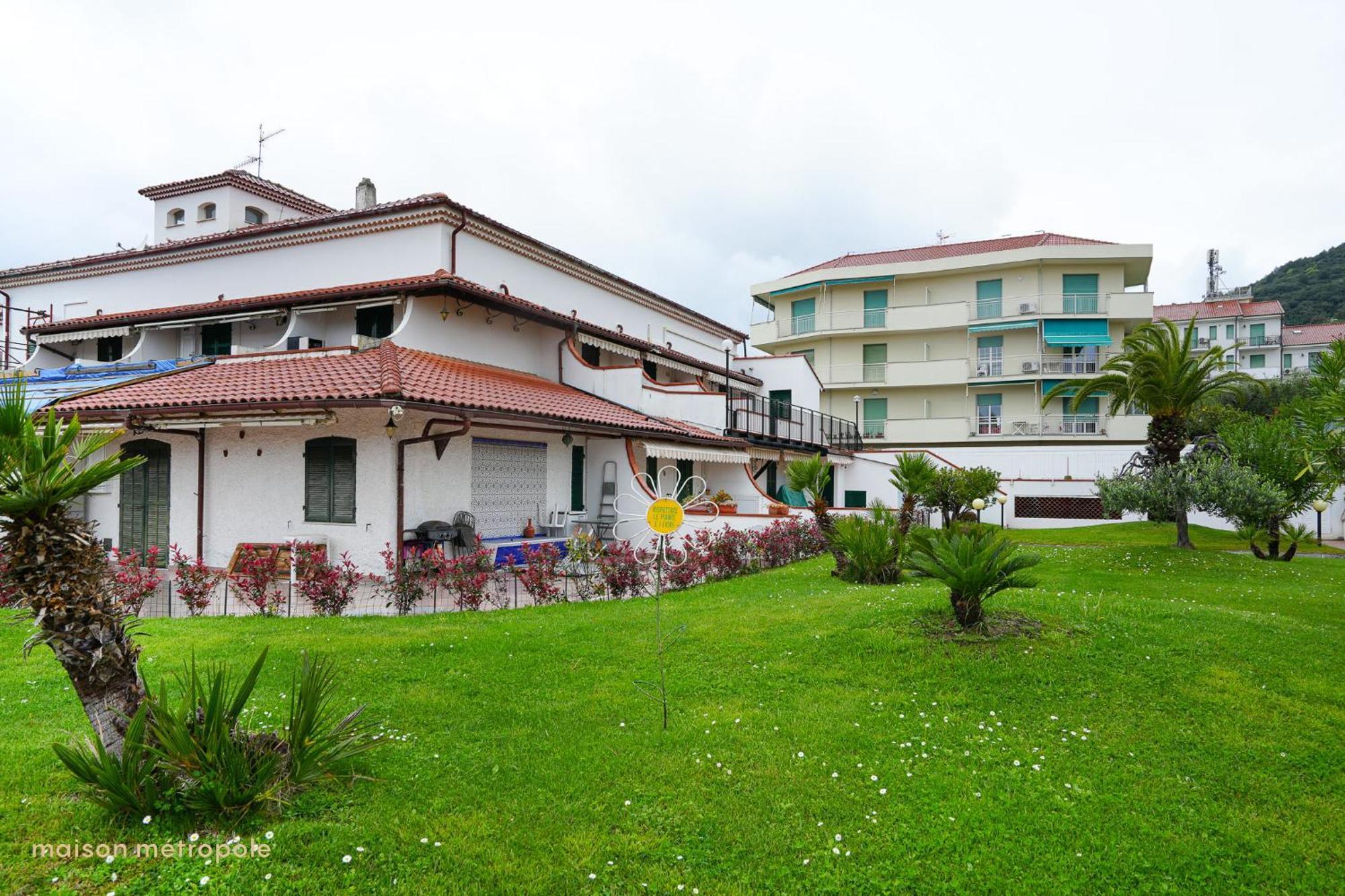 Moresco Apartment Pietra Ligure Zewnętrze zdjęcie
